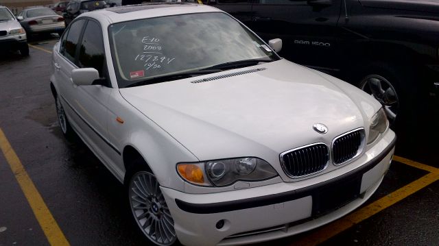 2003 BMW 3 series 4WD 4dr Heat