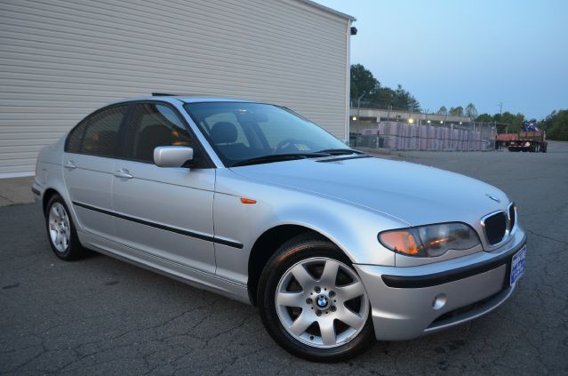 2003 BMW 3 series LS Flex Fuel 4x4 This Is One Of Our Best Bargains