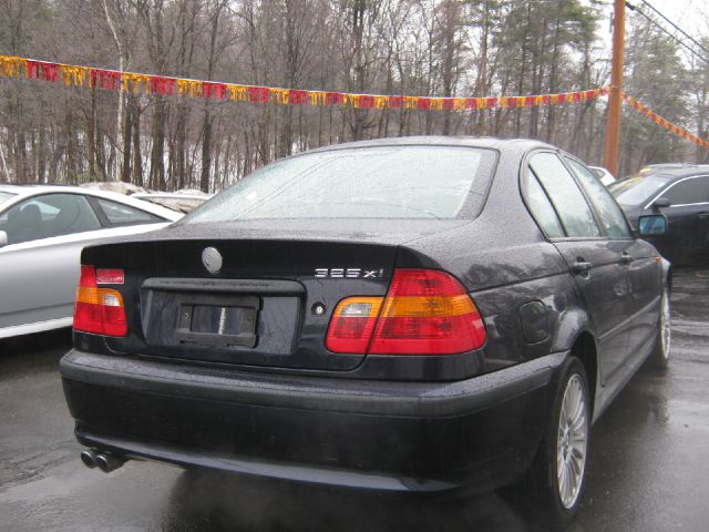 2003 BMW 3 series 2WD 4dr Heat
