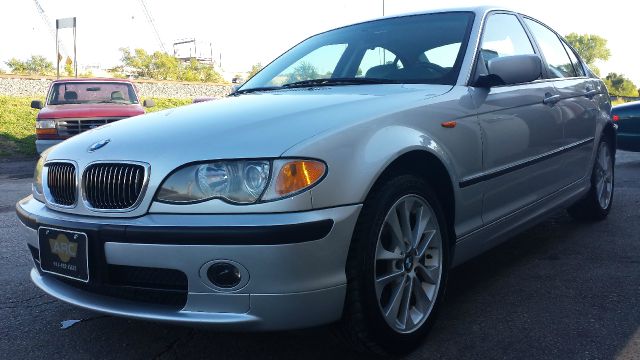 2003 BMW 3 series 4WD 4dr Heat
