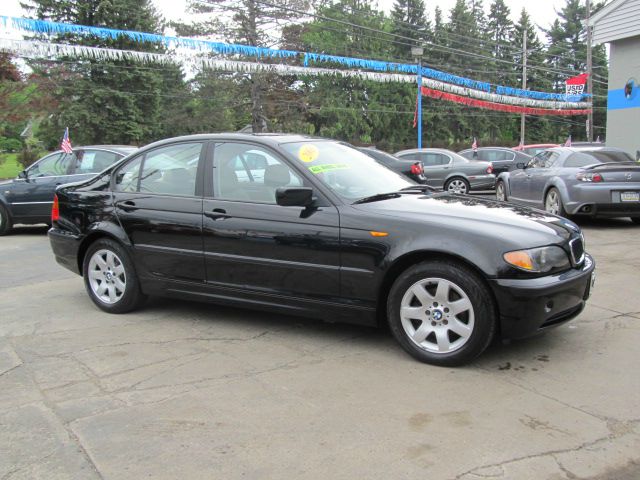 2003 BMW 3 series T6 AWD Leather Moonroof Navigation