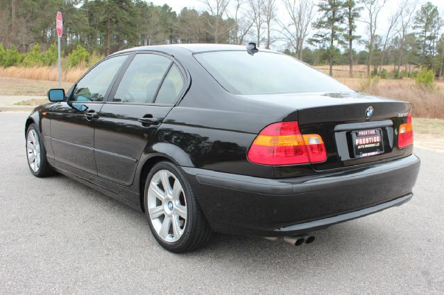 2003 BMW 3 series 3.0 Quattro 6 Speed W/ Leather
