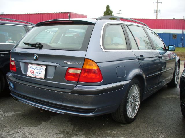 2003 BMW 3 series 323i 4dr Sdn Sedan