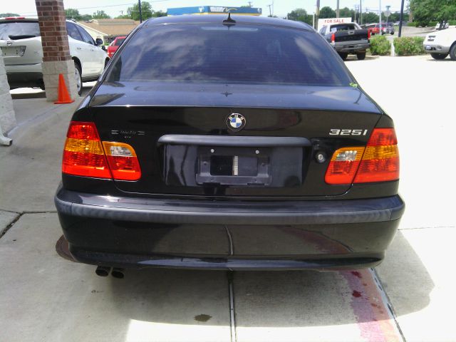 2004 BMW 3 series LS Flex Fuel 4x4 This Is One Of Our Best Bargains