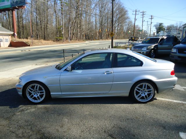 2004 BMW 3 series Lariat 4x4 (gladbrook)