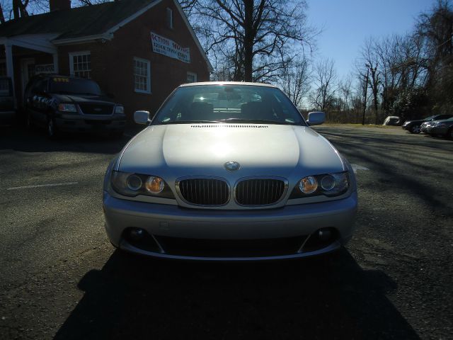 2004 BMW 3 series Lariat 4x4 (gladbrook)