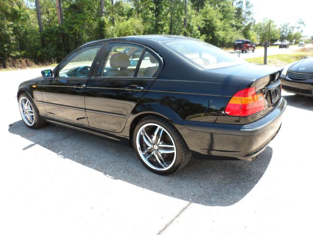 2004 BMW 3 series LS Flex Fuel 4x4 This Is One Of Our Best Bargains