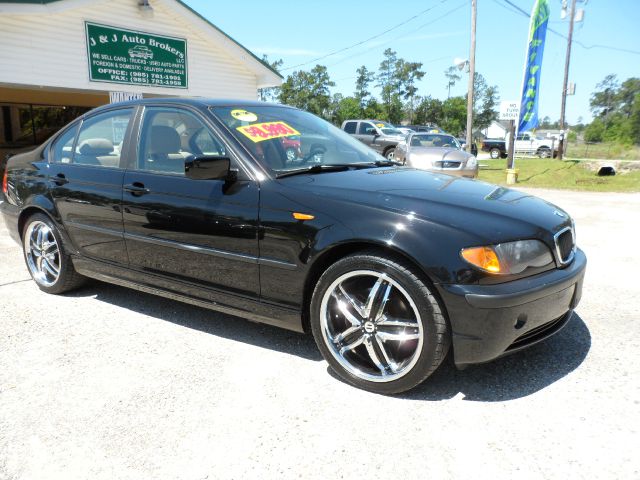 2004 BMW 3 series LS Flex Fuel 4x4 This Is One Of Our Best Bargains