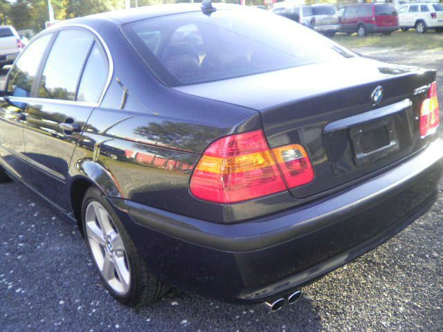 2004 BMW 3 series 4WD 4dr Heat