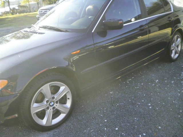 2004 BMW 3 series 4WD 4dr Heat