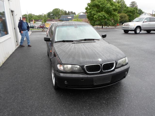 2004 BMW 3 series T6 AWD Leather Moonroof Navigation