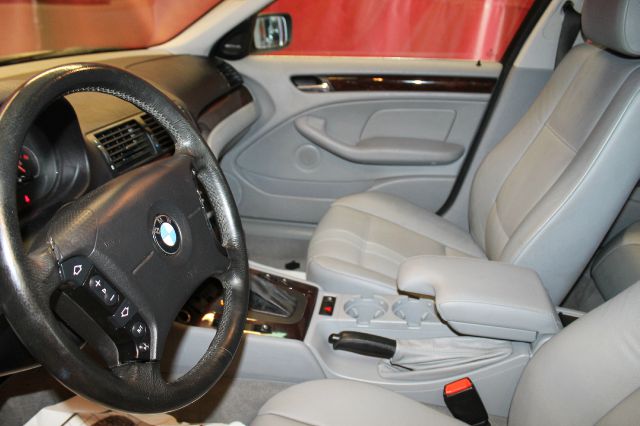 2005 BMW 3 series 4WD 2dr X