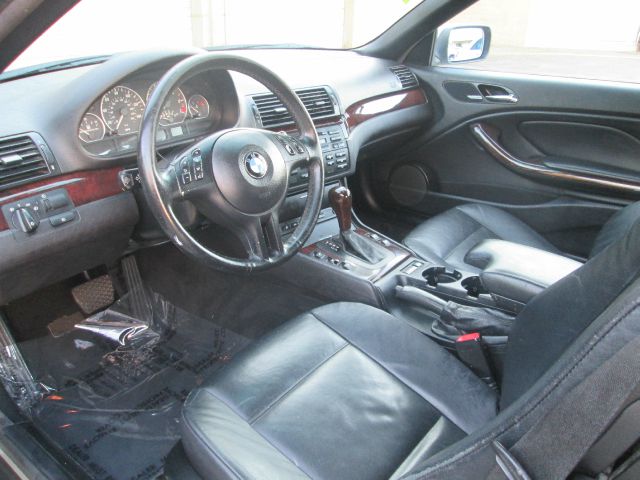 2005 BMW 3 series W/6-passenger Seating