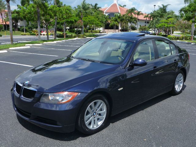 2006 BMW 3 series 4dr 2.9L Twin Turbo AWD W/3rd Row