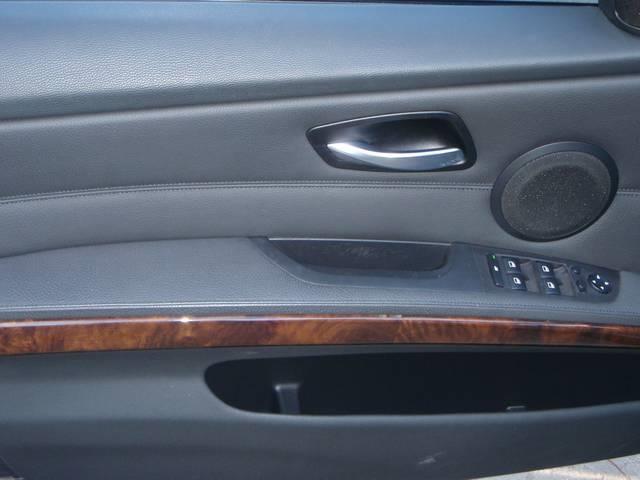 2006 BMW 3 series 323i 4dr Sdn Sedan