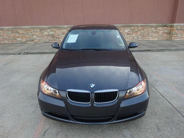 2006 BMW 3 series LS Flex Fuel 4x4 This Is One Of Our Best Bargains