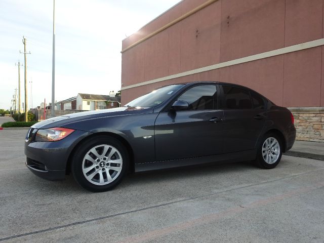 2006 BMW 3 series LS Flex Fuel 4x4 This Is One Of Our Best Bargains