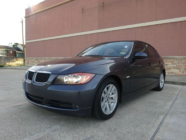2006 BMW 3 series LS Flex Fuel 4x4 This Is One Of Our Best Bargains