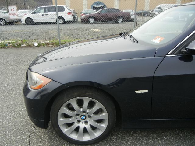 2006 BMW 3 series 4WD 4dr Heat