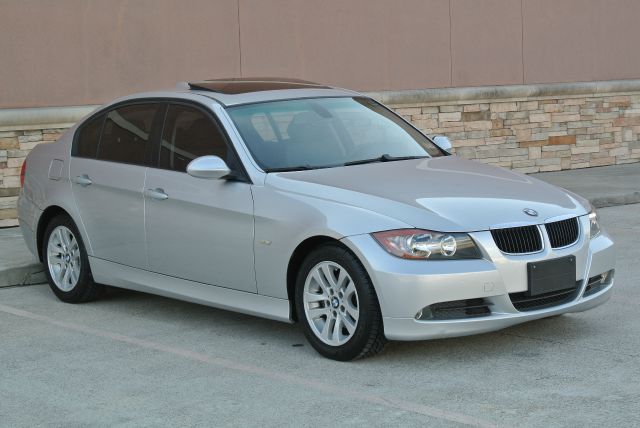 2006 BMW 3 series LS Flex Fuel 4x4 This Is One Of Our Best Bargains