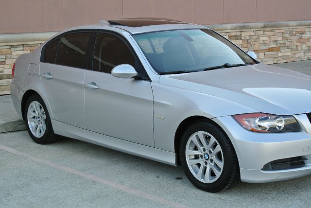 2006 BMW 3 series LS Flex Fuel 4x4 This Is One Of Our Best Bargains
