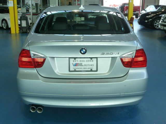 2006 BMW 3 series 4WD 4dr Heat