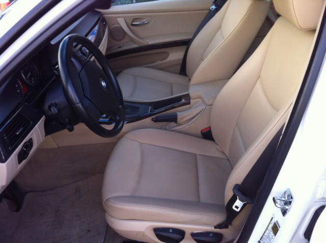 2007 BMW 3 series 4dr 1500 4WD LTZ