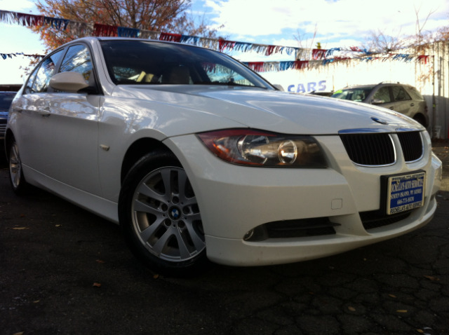 2007 BMW 3 series 4dr 1500 4WD LTZ