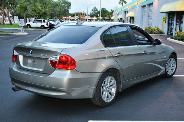 2007 BMW 3 series 29