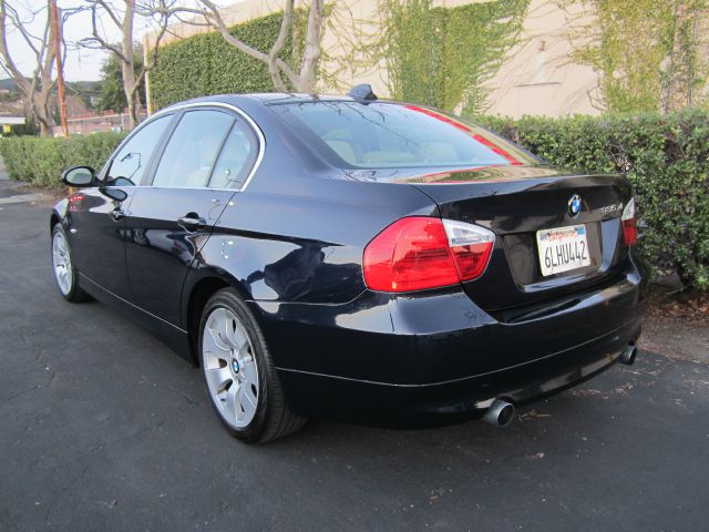 2008 BMW 3 series 525ia 4dr Sdn 5-spd Auto
