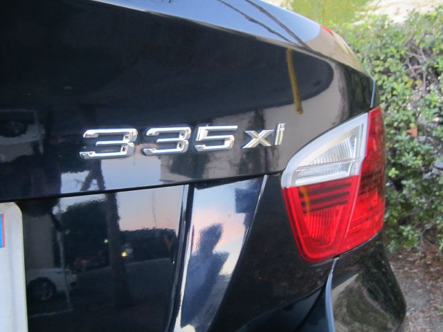 2008 BMW 3 series 525ia 4dr Sdn 5-spd Auto