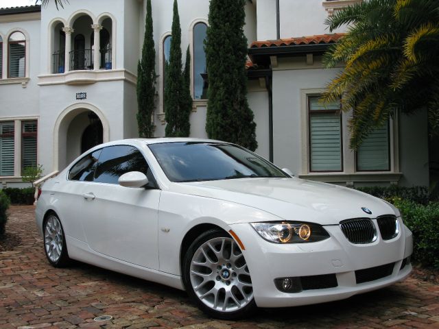 2008 BMW 3 series Lariat Crew Diesel 4x4