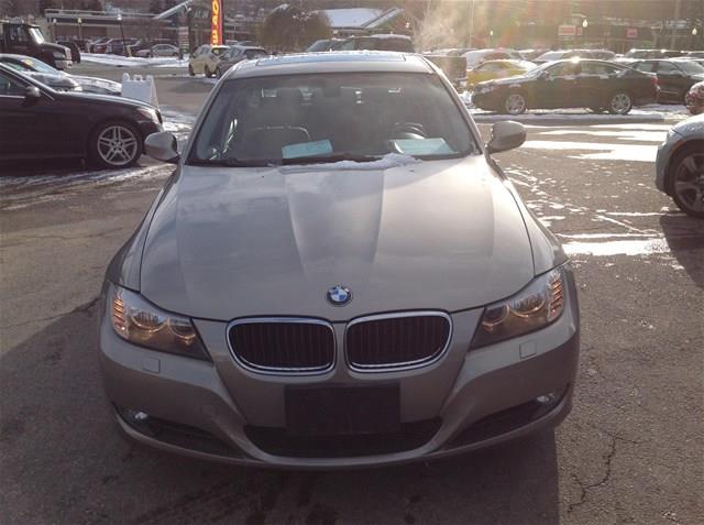 2009 BMW 3 series Sltcrew CAB - 4X4