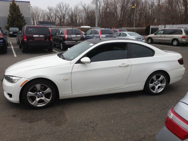 2009 BMW 3 series 5dr HB Man FWD