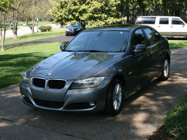 2010 BMW 3 series EXT WB W/1sb PKG