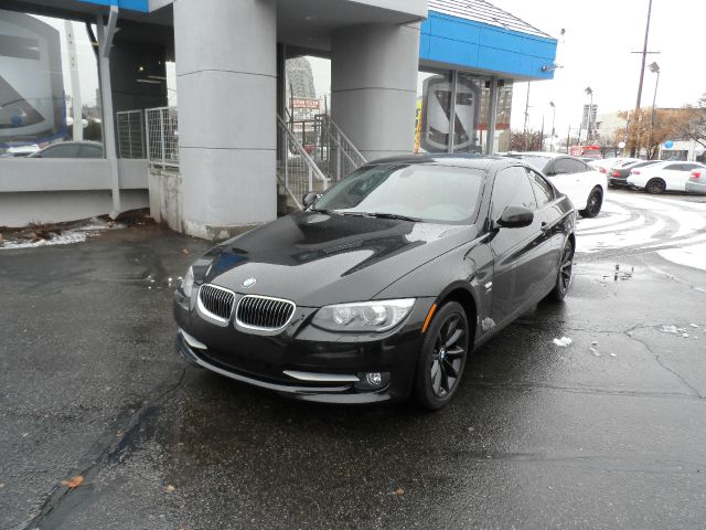 2011 BMW 3 series Clk320 Sport