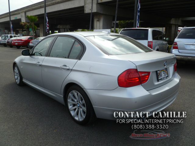 2011 BMW 3 series Supercab-short-xlt-4wd-e85-sync-1 Owner