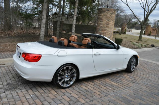 2011 BMW 3 series Custom 2WD Sedan