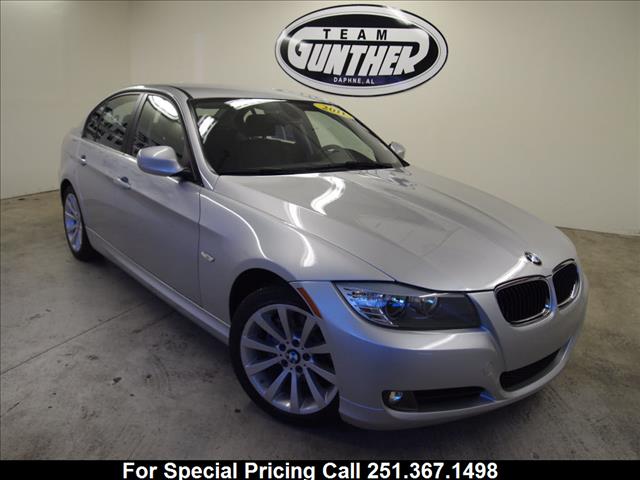 2011 BMW 3 series 5d Wagon SE w/XM 2WD