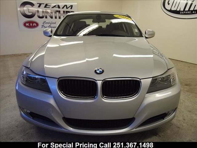 2011 BMW 3 series 5d Wagon SE w/XM 2WD