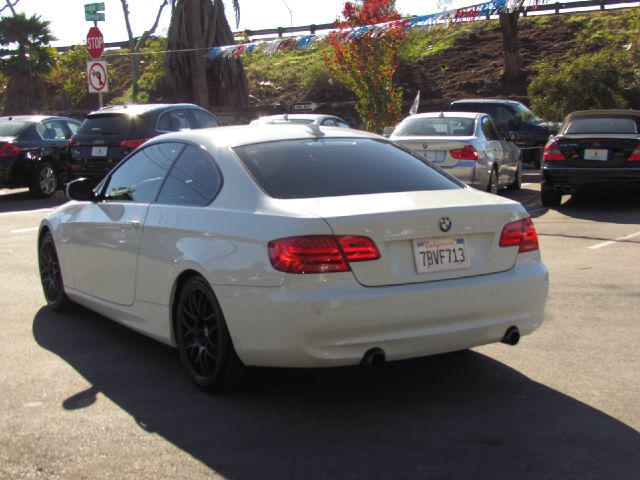 2011 BMW 3 series Base Sport +