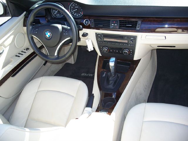 2011 BMW 3 series 4-speed Automatic W/od, 2.0L CVV