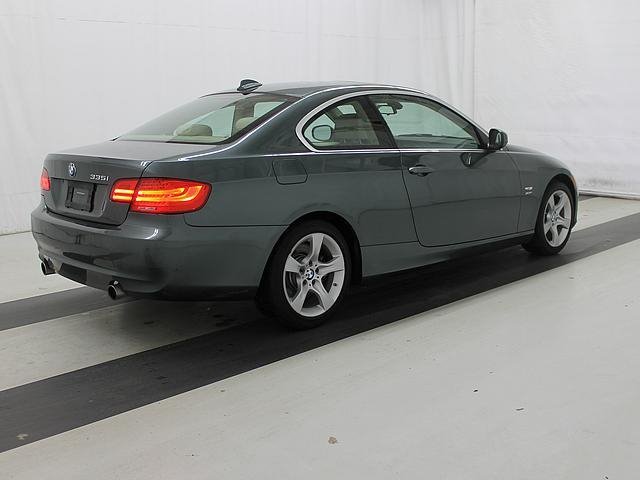 2011 BMW 3 series AWD T