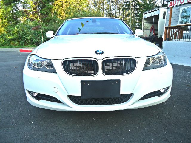 2011 BMW 3 series EXT WB W/1sb PKG