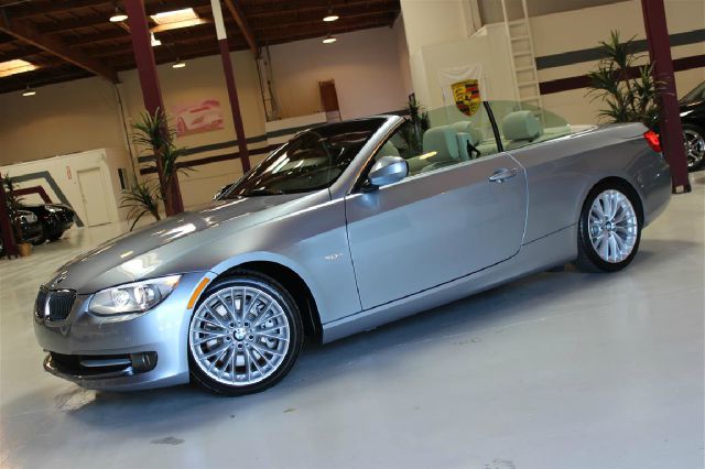 2011 BMW 3 series 4-speed Automatic W/od, 2.0L CVV