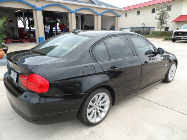 2011 BMW 3 series SE Automatic 4X4 Beutiful