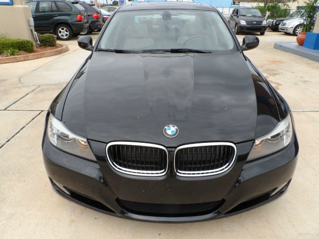 2011 BMW 3 series SE Automatic 4X4 Beutiful