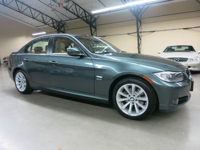2011 BMW 3 series EXT WB W/1sb PKG