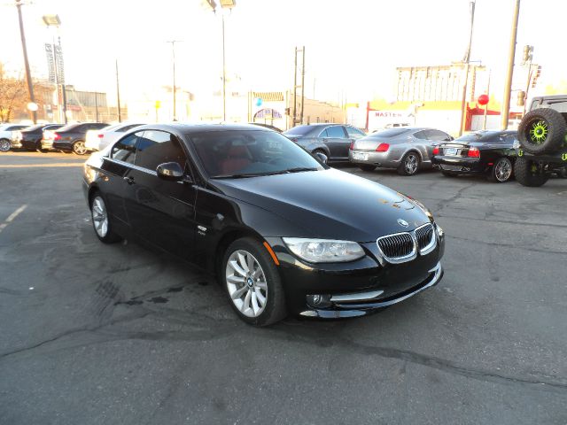 2011 BMW 3 series Clk320 Sport