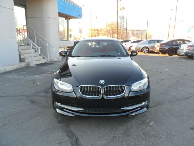 2011 BMW 3 series Clk320 Sport